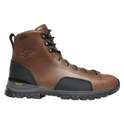 Men's Danner 6" Stronghold EH Waterproof Boots -Carhartts Clothing Store 2 650 danner 6 stronghold eh waterproof boots dark brown