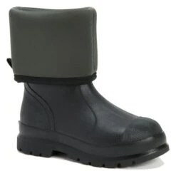 Men's Muck Chore Tall Waterproof Boots -Carhartts Clothing Store 2 650 muck chore tall waterproof boots black1