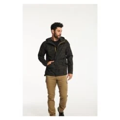 Men's CAT Essential Rain Jacket -Carhartts Clothing Store 5 650 cat essential rain jacket night camo